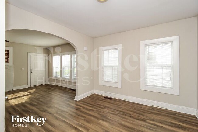 Foto del edificio - 1387 Beecher St SW