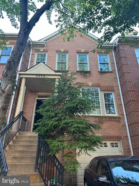 Foto del edificio - 3006 Fallswood Glen Ct