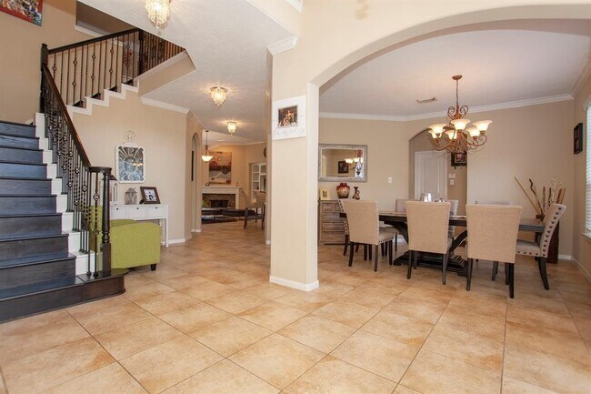 Building Photo - 22 S Oriel Oaks Cir