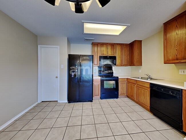 Foto del edificio - 11232 Vollmer Ln
