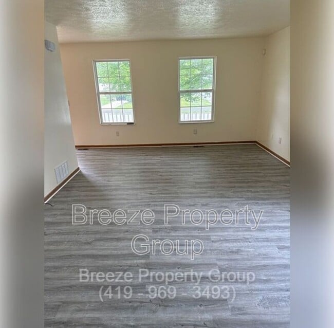 Building Photo - 2963 Megan Cir