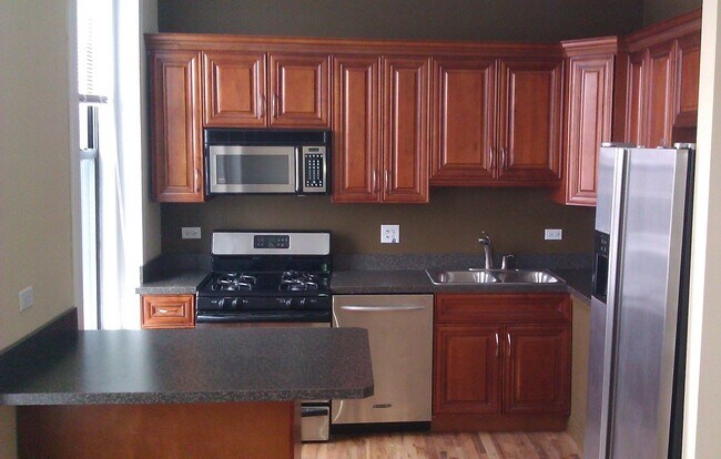 Foto del edificio - 1612 W 17th St