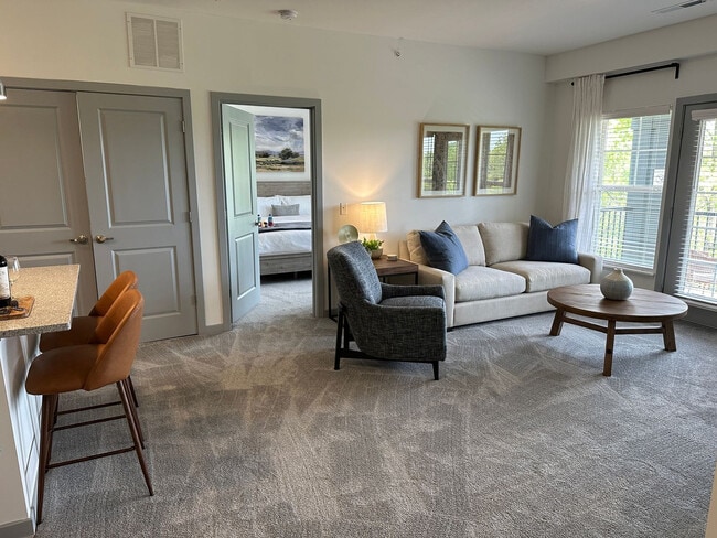 Foto del edificio - 5102 Aldersgate Dr