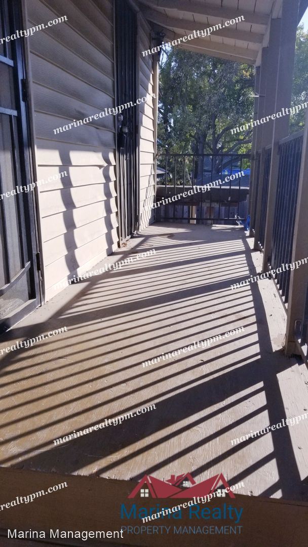 Foto del edificio - 2 br, 1 bath House - 324 1/2 Webster Stree...