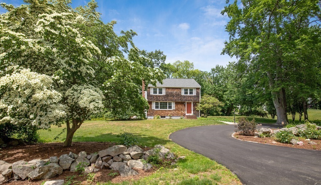 106 Weir St, Hingham, MA 02043 House Rental in Hingham, MA