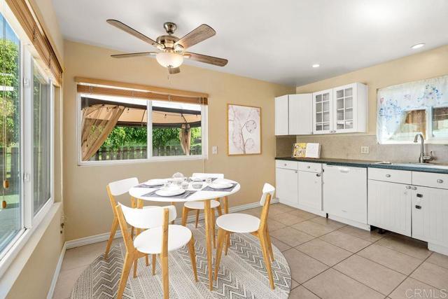 Building Photo - 6408 Camino Del Parque
