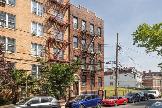 Building Photo - 4021 61st St
