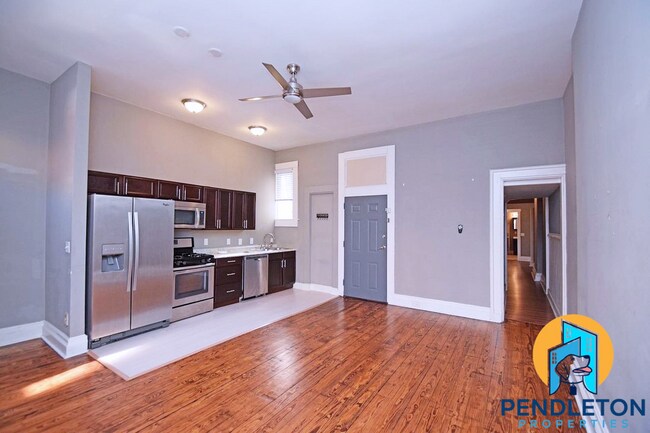 Foto del edificio - 521 E 13th St