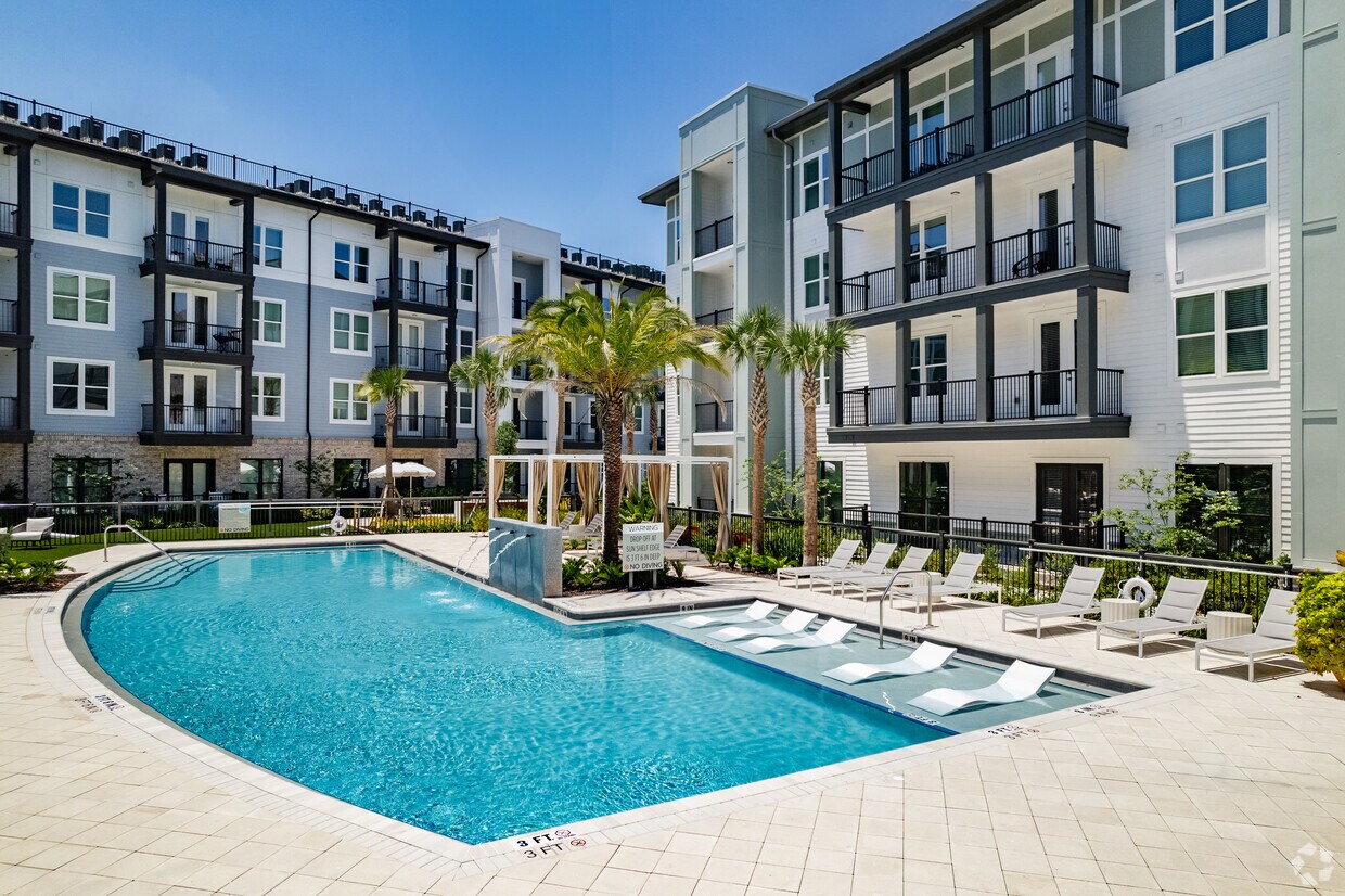 NOVEL Parkway by Crescent Communities Apartments in Sanford, FL