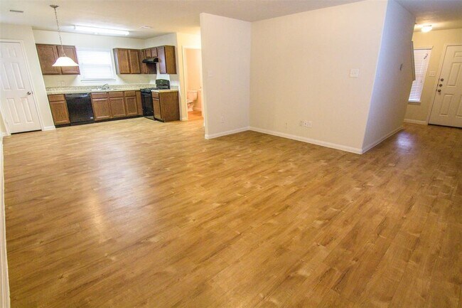 Foto del edificio - 706 North Ella Creek Drive
