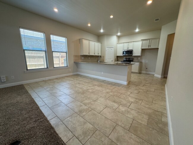 Foto del edificio - 10120 Valencia Ave