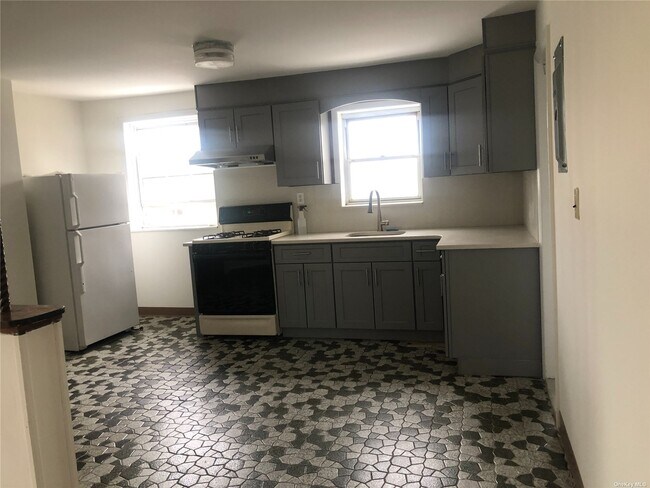 Foto del edificio - 20-07 College Point Blvd