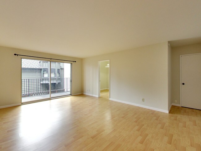 Building Photo - 1761 Vallejo St