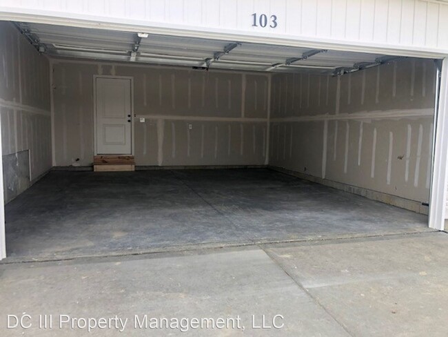 Building Photo - 174 Killdeer Cir