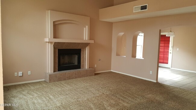 Building Photo - 3121 Tierra Cuervo Dr