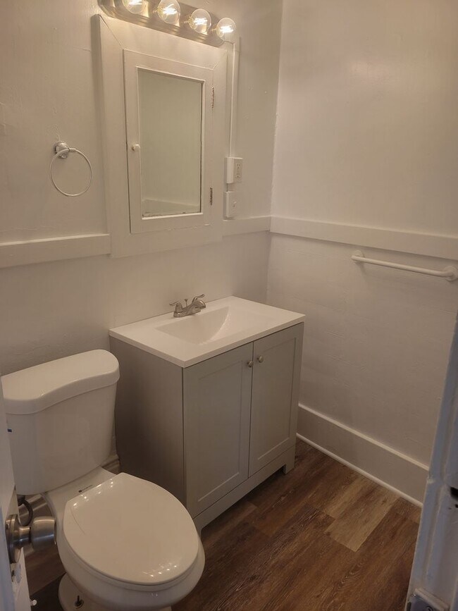 Building Photo - Tickle Realty, LLC