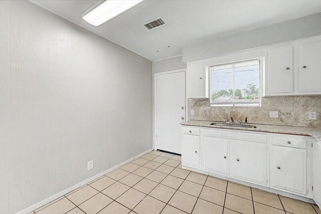 Foto del edificio - 514 N 8th St