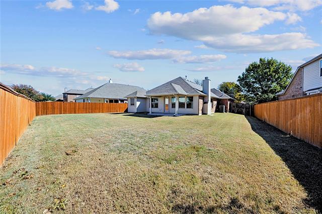 Building Photo - 1712 Lake Wood Trl