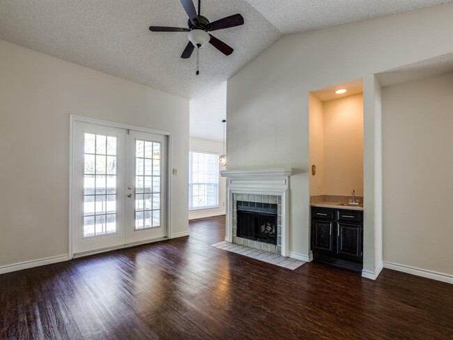 Foto del edificio - 8550 Fair Oaks Crossing