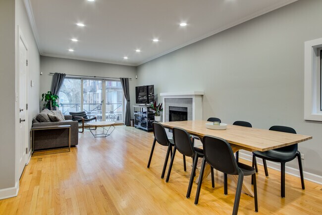 Foto del edificio - 2029 W Saint Paul Ave