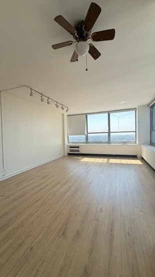 Foto del edificio - 3550 N Lake Shore Dr