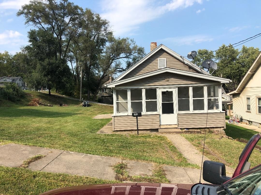 105 Peru Ave, Bartonville, IL 61607 House Rental in Bartonville, IL