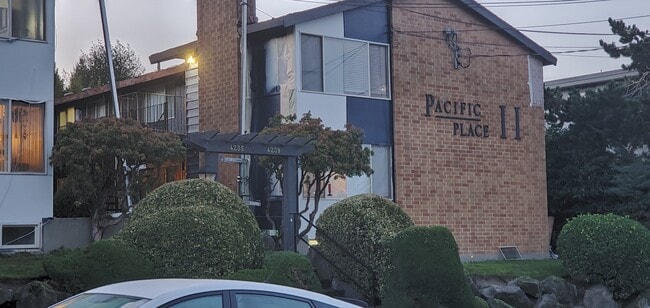 Foto del edificio - 4235 27th Ave W
