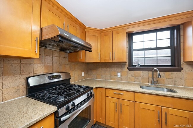 Foto del edificio - 63-39 136th St