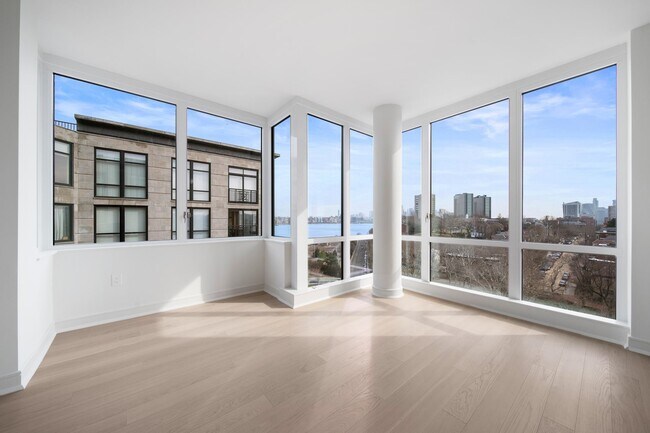 Foto del edificio - 1000 Maxwell Ln