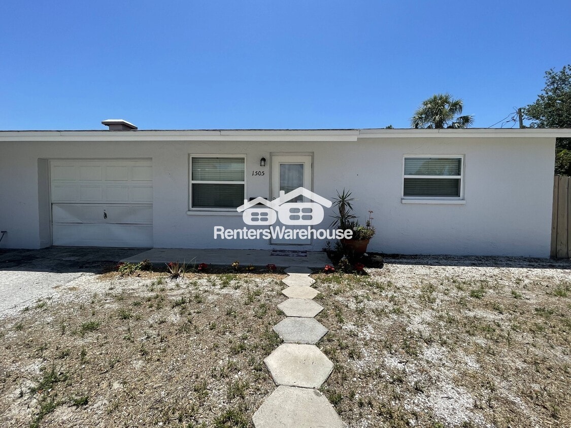 Primary Photo - 1505 Beach Dr SE