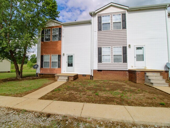 Foto del edificio - Charming Townhome Close to Downtown Pulaski
