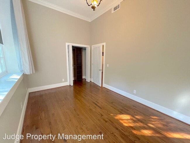 Building Photo - 2 br, 1 bath House - 1835 Skidaway Road #207