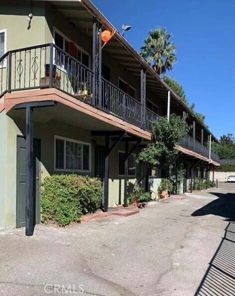 Foto principal - 253 E Villa St