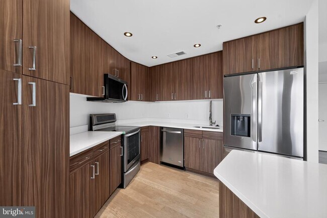 Foto del edificio - 3409 Wilson Blvd
