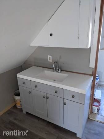 Building Photo - Studio, 1 bath House - 76 Beal St