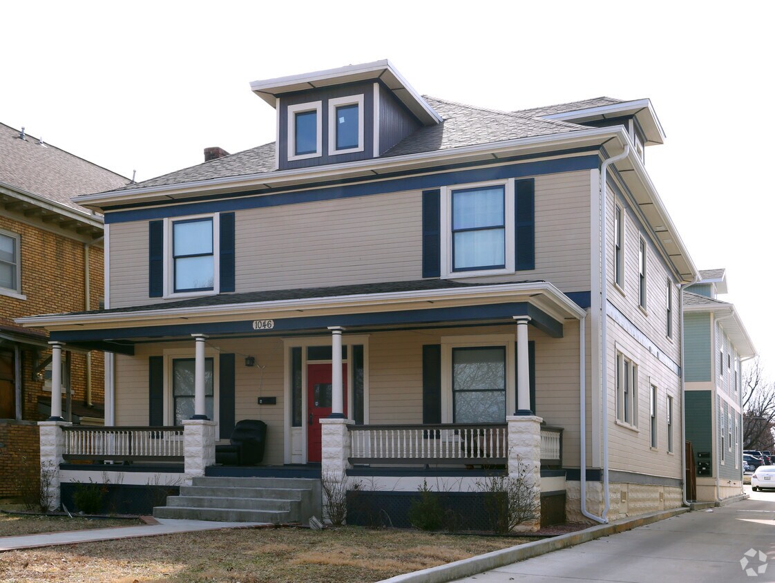 Foto del edificio - 1046 E Walnut St