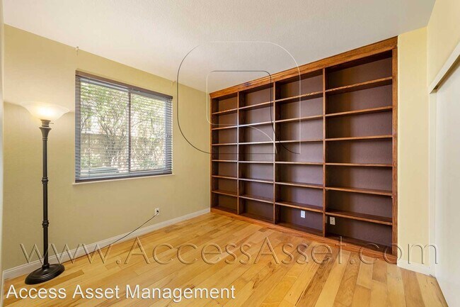 Foto del edificio - 5 br, 4 bath House - 18142 Wellington Lane