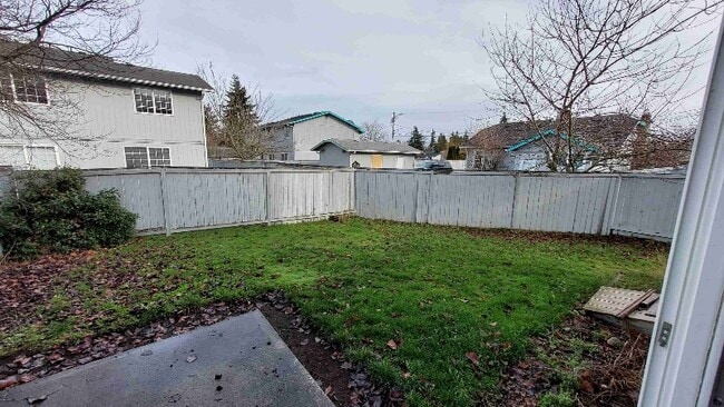 Building Photo - 15344 Berry Valley Dr SE