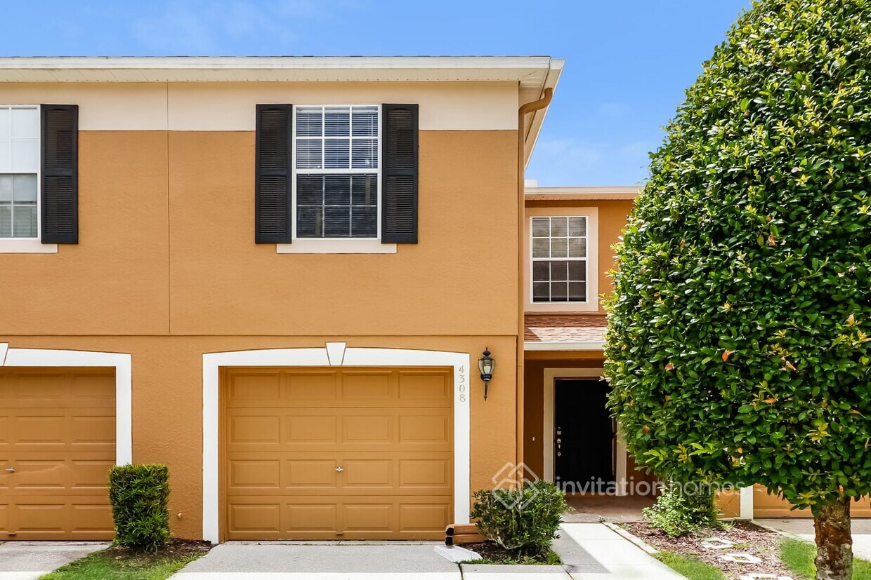 Foto principal - 4308 Winding River Way