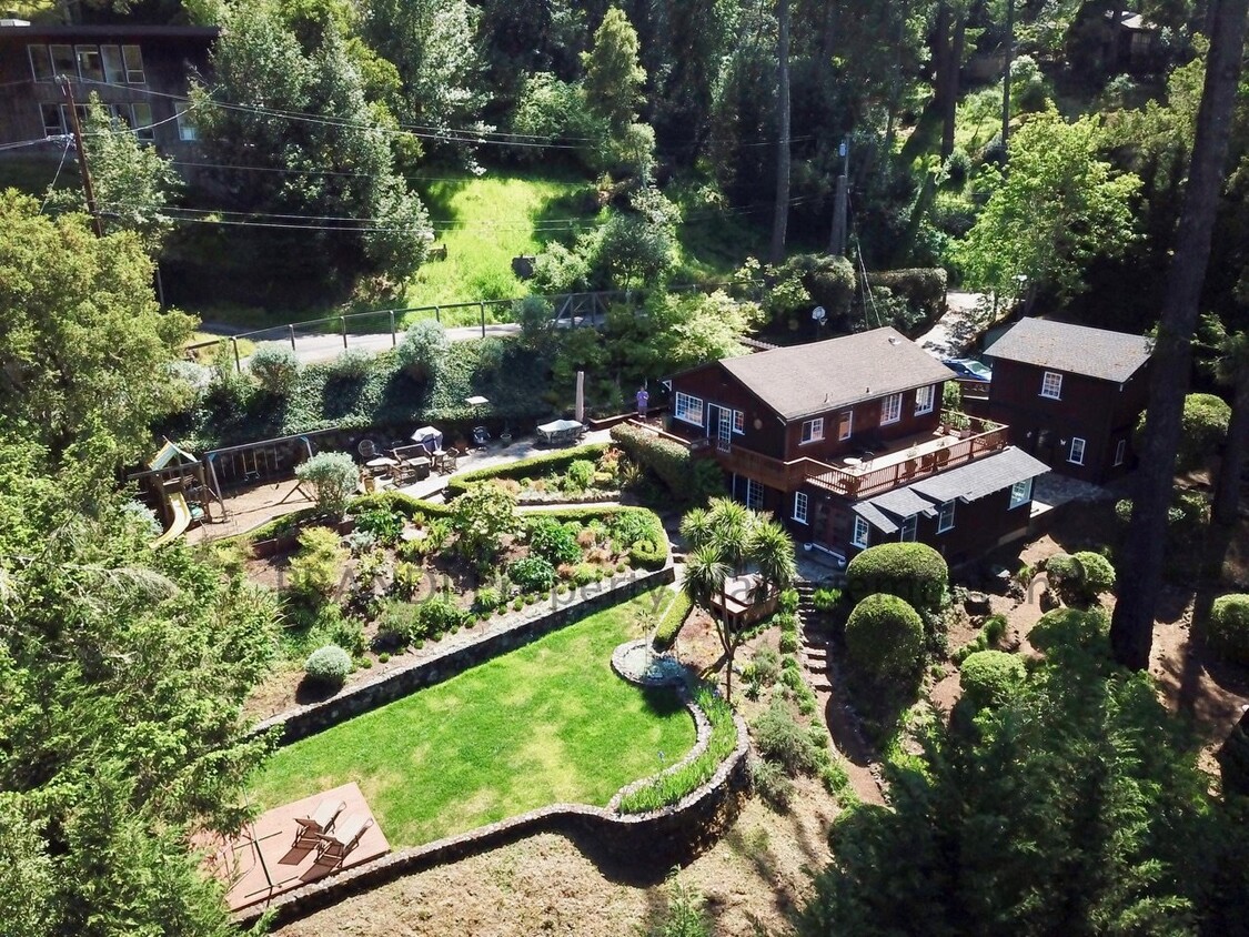 Primary Photo - Private Home in Serene, Forest Knolls