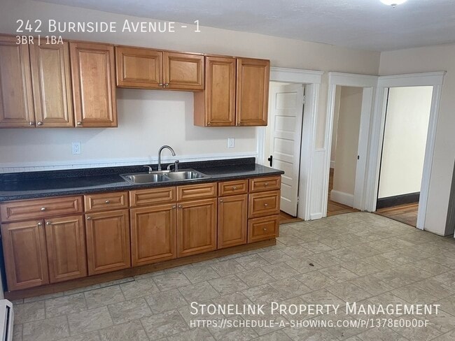 Building Photo - 242 Burnside Avenue