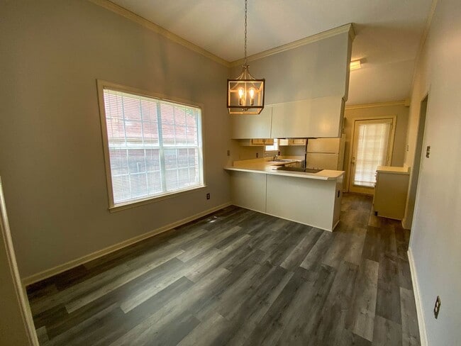 Building Photo - 3 bed, 2 bath in Lakeland near Stonebridge Golf Course