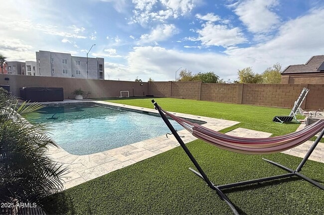 Foto del edificio - 1745 N Westfall Trail