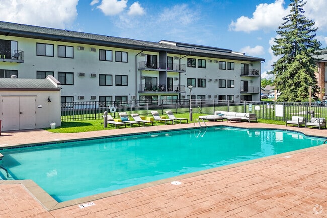 Building Photo - Welcome to Equinox Apartments