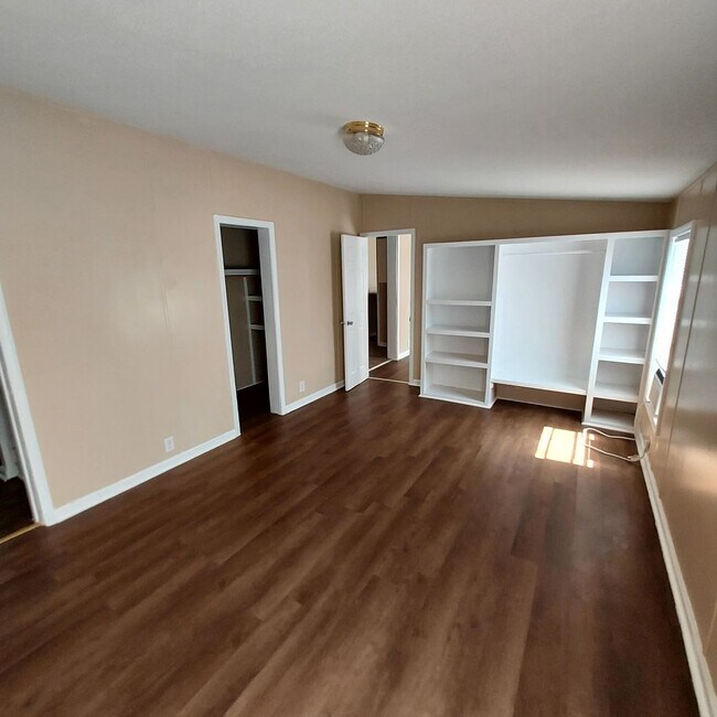 Foto del edificio - 2 Live Oak Ln