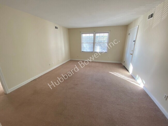 Building Photo - 1610 Dalloz Rd