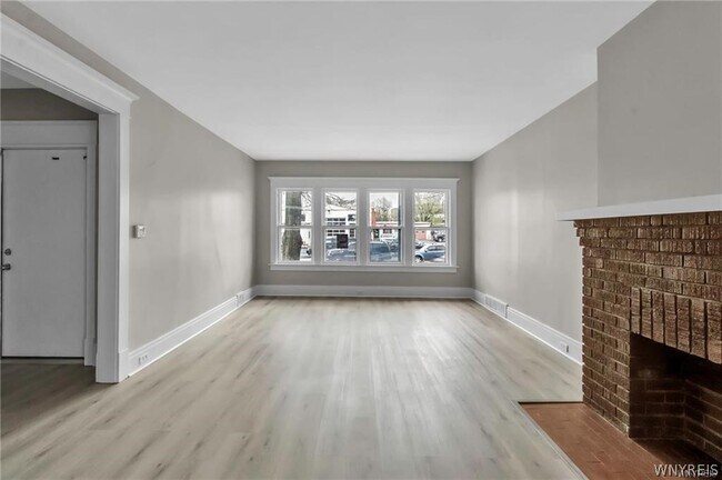 Foto del edificio - 2514 Delaware Ave