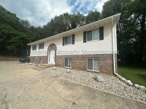Building Photo - 1405 Huntington Ave