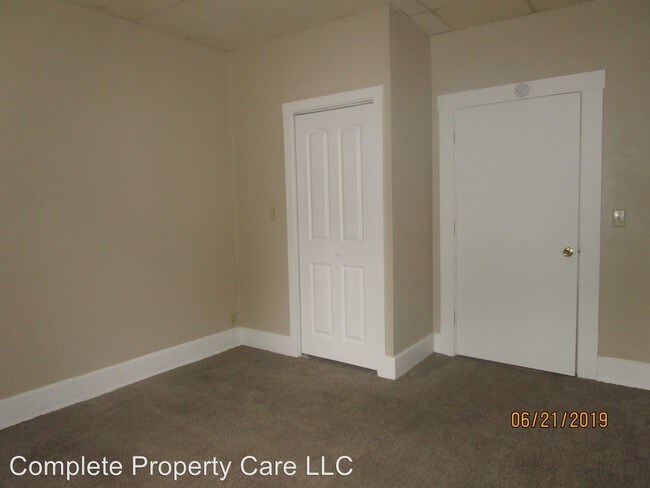 Building Photo - 3 br, 1 bath House - 1224 W Powers