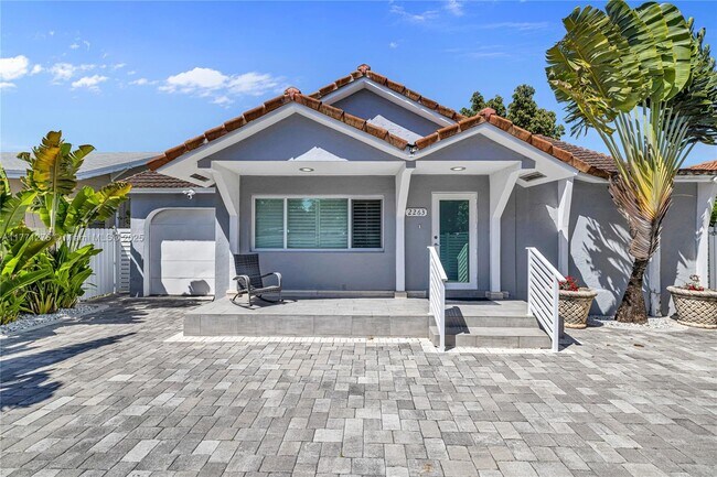 Foto del edificio - 2263 SW 12th St